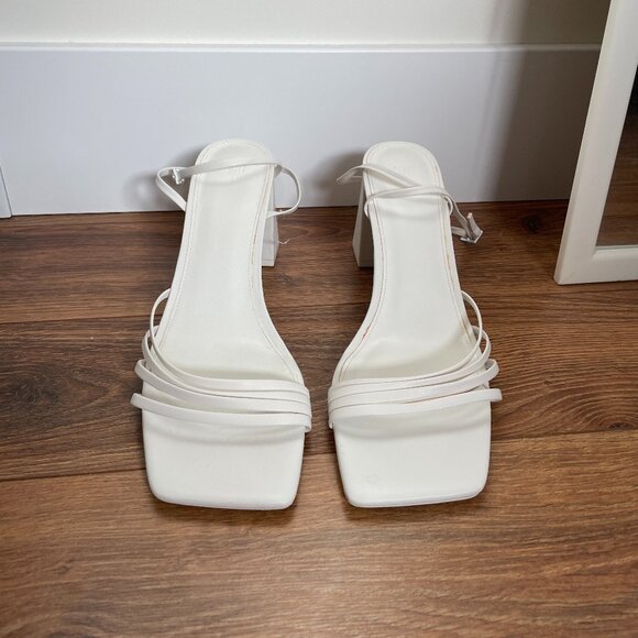 ✨3/$20✨ NWOT H&M White Strappy Block Heel Sandals - Picture 2 of 4